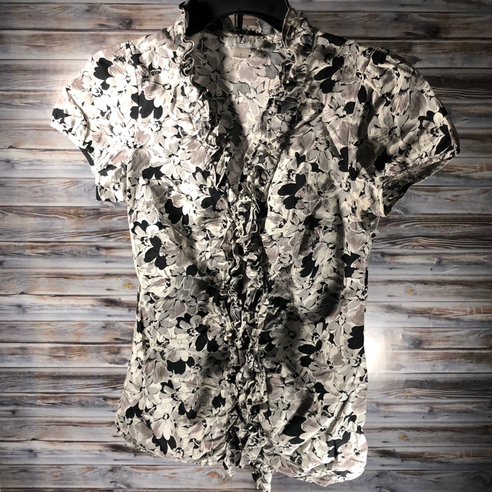 Loft Ladies Button up Top